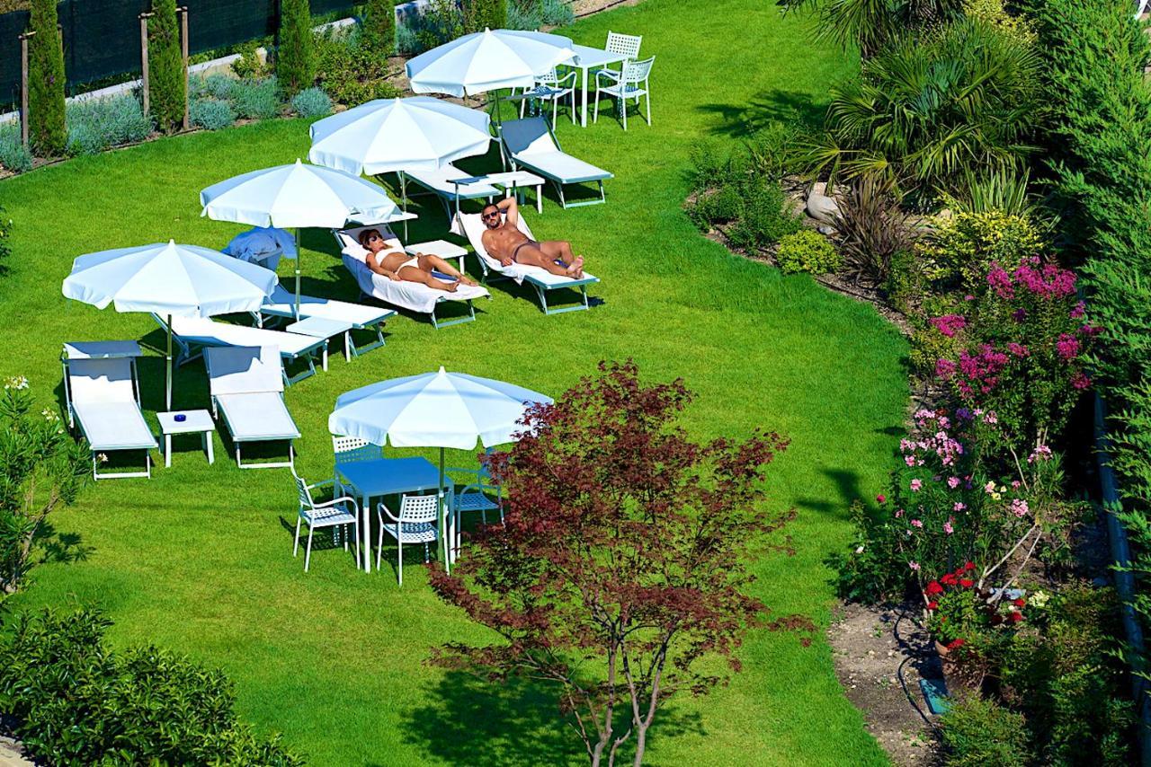 Enjoy Garda Hotel Peschiera del Garda Eksteriør bilde