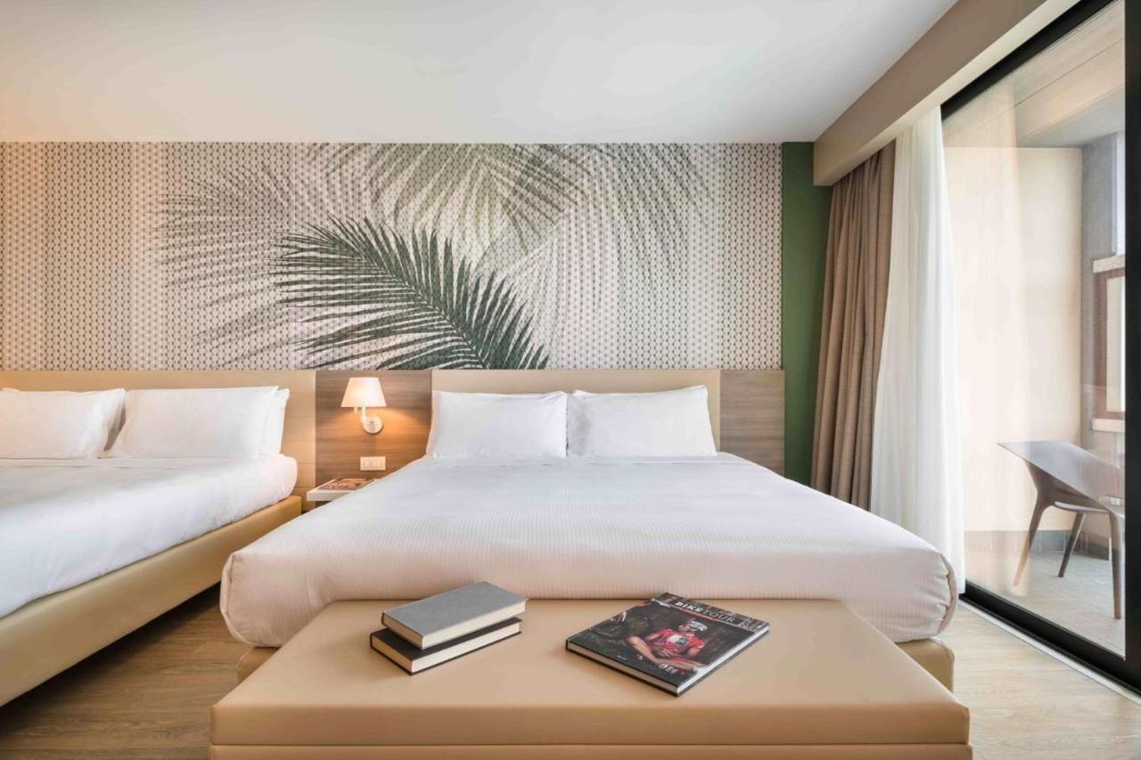 Enjoy Garda Hotel Peschiera del Garda Eksteriør bilde